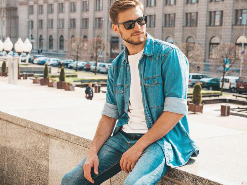 Oto jak stworzyć stylówki w stylu Justina Biebera z męskimi spodniami dresowymi w roli głównej